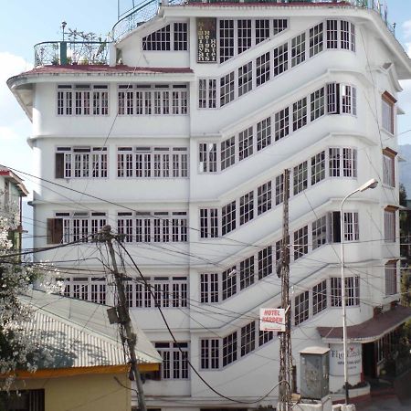 Отель Himalayan Height Гангток Экстерьер фото